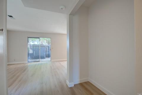319 Eldridge Ave, Vacaville, CA 95688 photo 10