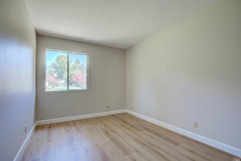 319 Eldridge Ave, Vacaville, CA 95688 photo 16