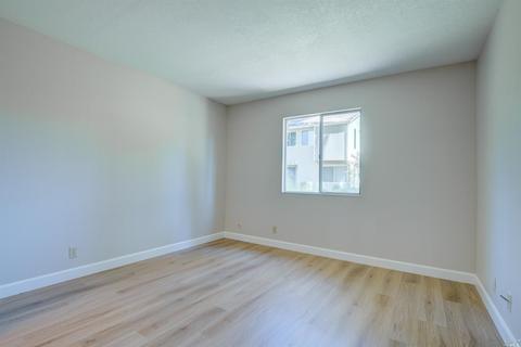 319 Eldridge Ave, Vacaville, CA 95688 photo 11