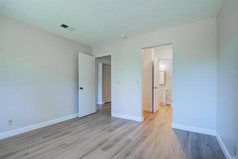 319 Eldridge Ave, Vacaville, CA 95688 photo 12