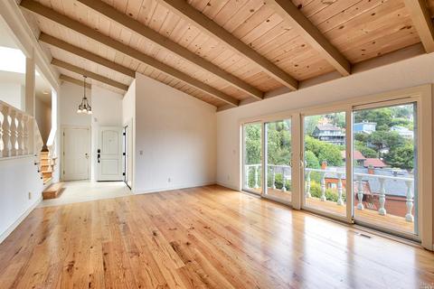 135 Glen Dr, Sausalito, CA 94965 photo 4