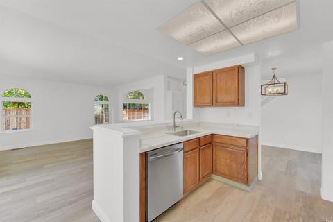 672 Catalina Cir, Vallejo, CA 94589 photo 43