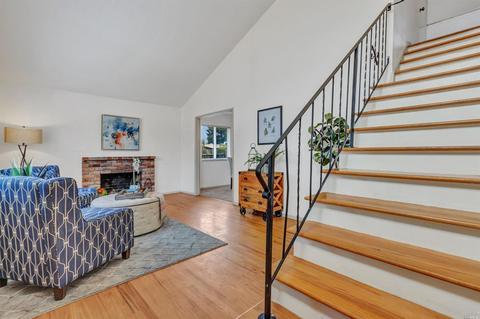 237 Stanford Dr, Vallejo, CA 94589 photo 3