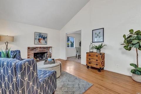 237 Stanford Dr, Vallejo, CA 94589 photo 4