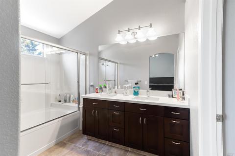 324 Waterview Ter, Vallejo, CA 94591 photo 17