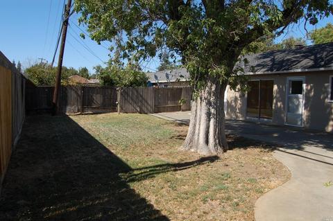 1935 Utah St, Fairfield, CA 94533 photo 11