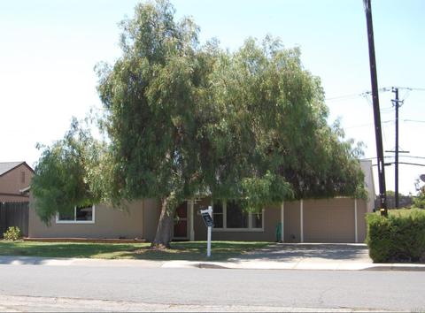 1935 Utah St, Fairfield, CA 94533 photo 2