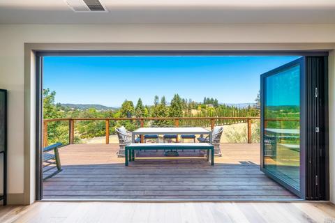 308 Burgundy Rd, Healdsburg, CA 95448 photo 3