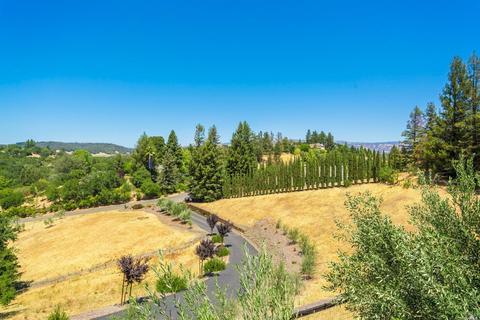 308 Burgundy Rd, Healdsburg, CA 95448 photo 5