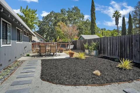 8592 Curry Ct, Windsor, CA 95492 photo 18