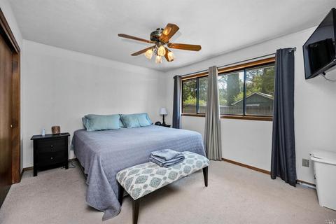 8592 Curry Ct, Windsor, CA 95492 photo 15