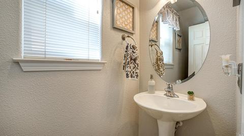 18 Dyquisto Way, Cotati, CA 94931 photo 16