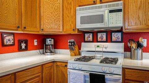 18 Dyquisto Way, Cotati, CA 94931 photo 12