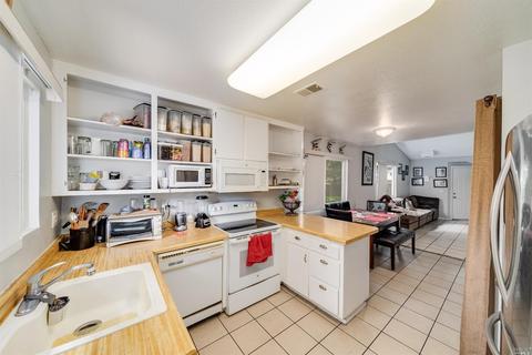 427 Freeway Dr, Napa, CA 94558 photo 8