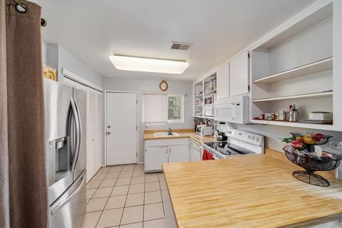427 Freeway Dr, Napa, CA 94558 photo 7