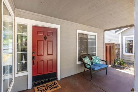 9420 Lazy Creek Dr, Windsor, CA 95492 photo 5