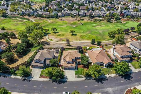 2307 Bennington Dr, Vallejo, CA 94591 photo 4