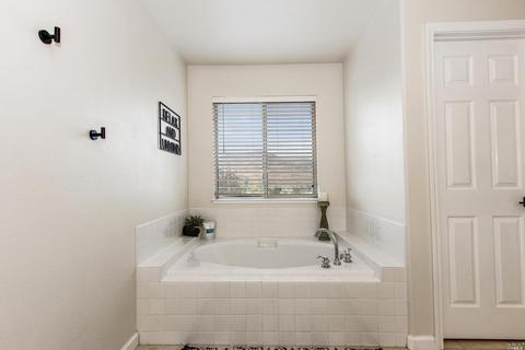 2307 Bennington Dr, Vallejo, CA 94591 photo 32