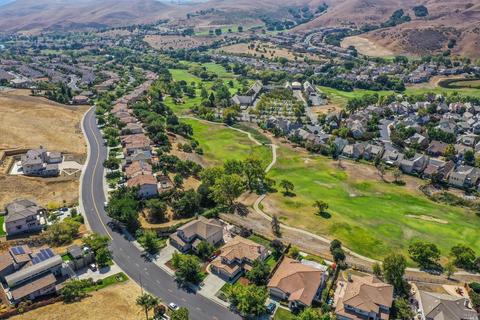 2307 Bennington Dr, Vallejo, CA 94591 photo 3
