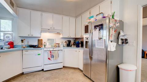 421 Sutter St, Petaluma, CA 94954 photo 9