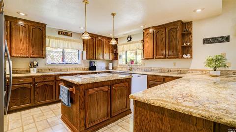 172 Hillview Dr, Vacaville, CA 95688 photo 14