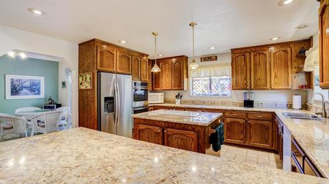 172 Hillview Dr, Vacaville, CA 95688 photo 16