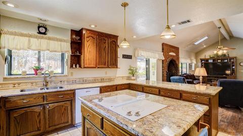 172 Hillview Dr, Vacaville, CA 95688 photo 17
