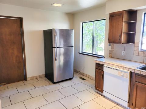 511 Riverside Dr, Ukiah, CA 95482 photo 9