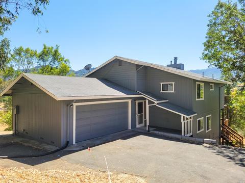 511 Riverside Dr, Ukiah, CA 95482 photo 3