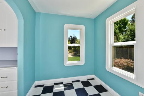 916 Wright St, Santa Rosa, CA 95404 photo 28