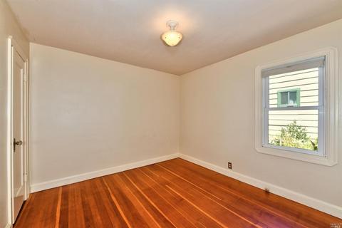 916 Wright St, Santa Rosa, CA 95404 photo 31