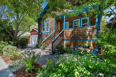 715 Soto St, Martinez, CA 94553 photo 2
