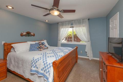 2139 Alejandro Dr, Santa Rosa, CA 95405 photo 19