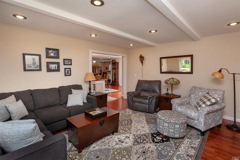 2139 Alejandro Dr, Santa Rosa, CA 95405 photo 8