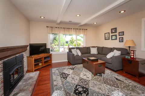 2139 Alejandro Dr, Santa Rosa, CA 95405 photo 7