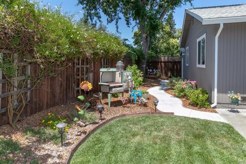 2139 Alejandro Dr, Santa Rosa, CA 95405 photo 31