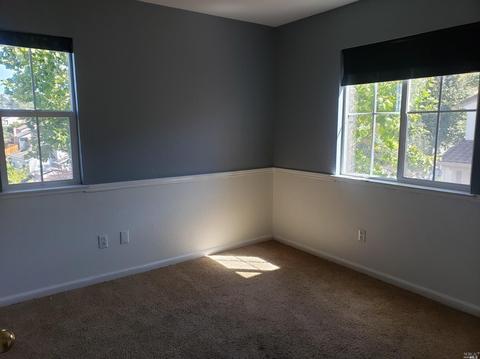 300 Shadow Ridge Ct, Vallejo, CA 94591 photo 8