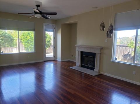 300 Shadow Ridge Ct, Vallejo, CA 94591 photo 5