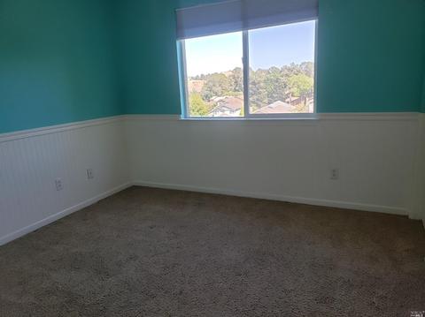 300 Shadow Ridge Ct, Vallejo, CA 94591 photo 10