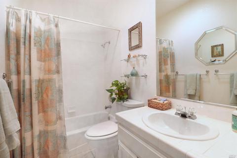 1073 Elsbree Ln, Windsor, CA 95492 photo 27