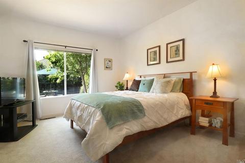 1073 Elsbree Ln, Windsor, CA 95492 photo 22