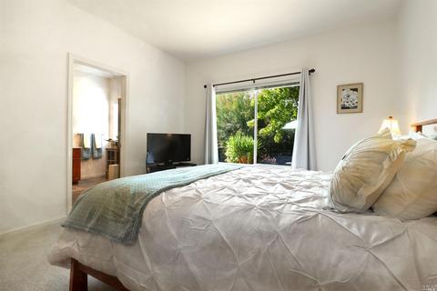 1073 Elsbree Ln, Windsor, CA 95492 photo 23