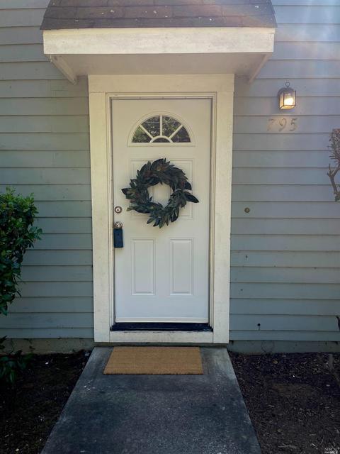 795 Military E, Benicia, CA 94510 photo 2