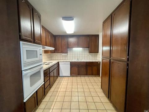 795 Military E, Benicia, CA 94510 photo 7