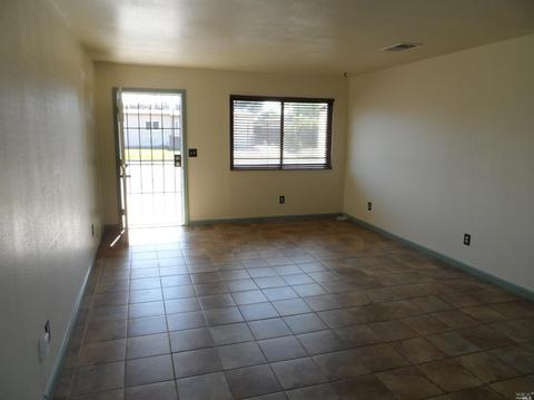 2225 Nottingham Dr, Fairfield, CA 94533 photo 5