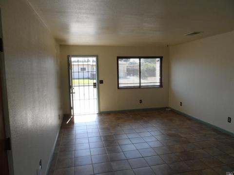 2225 Nottingham Dr, Fairfield, CA 94533 photo 6