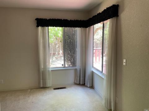 9133 Saint James Pl, Windsor, CA 95492 photo 8