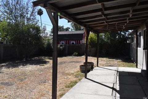 207 E Kentucky St, Fairfield, CA 94533 photo 11