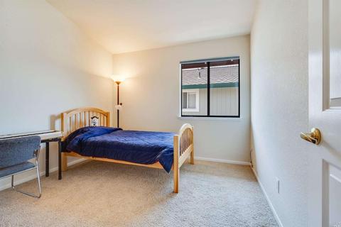 8612 Lasker Ln, Cotati, CA 94931 photo 18