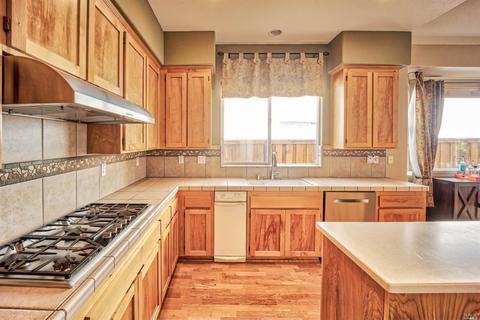 1267 Eagle Dr, Windsor, CA 95492 photo 12